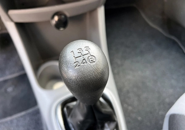 Peugeot 107 cena 11500 przebieg: 72000, rok produkcji 2007 z Rydułtowy małe 529